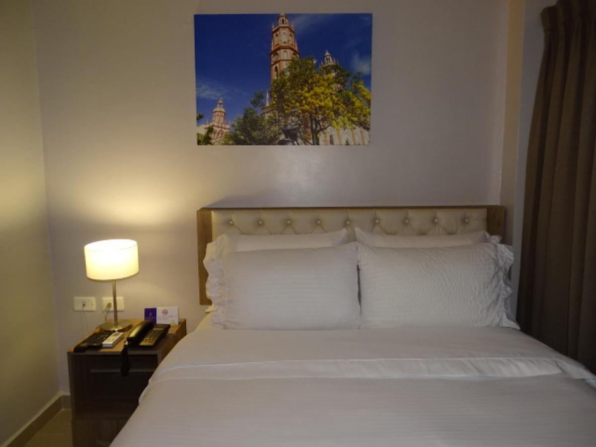 Hotel Prado Real Barranquilla  Buitenkant foto