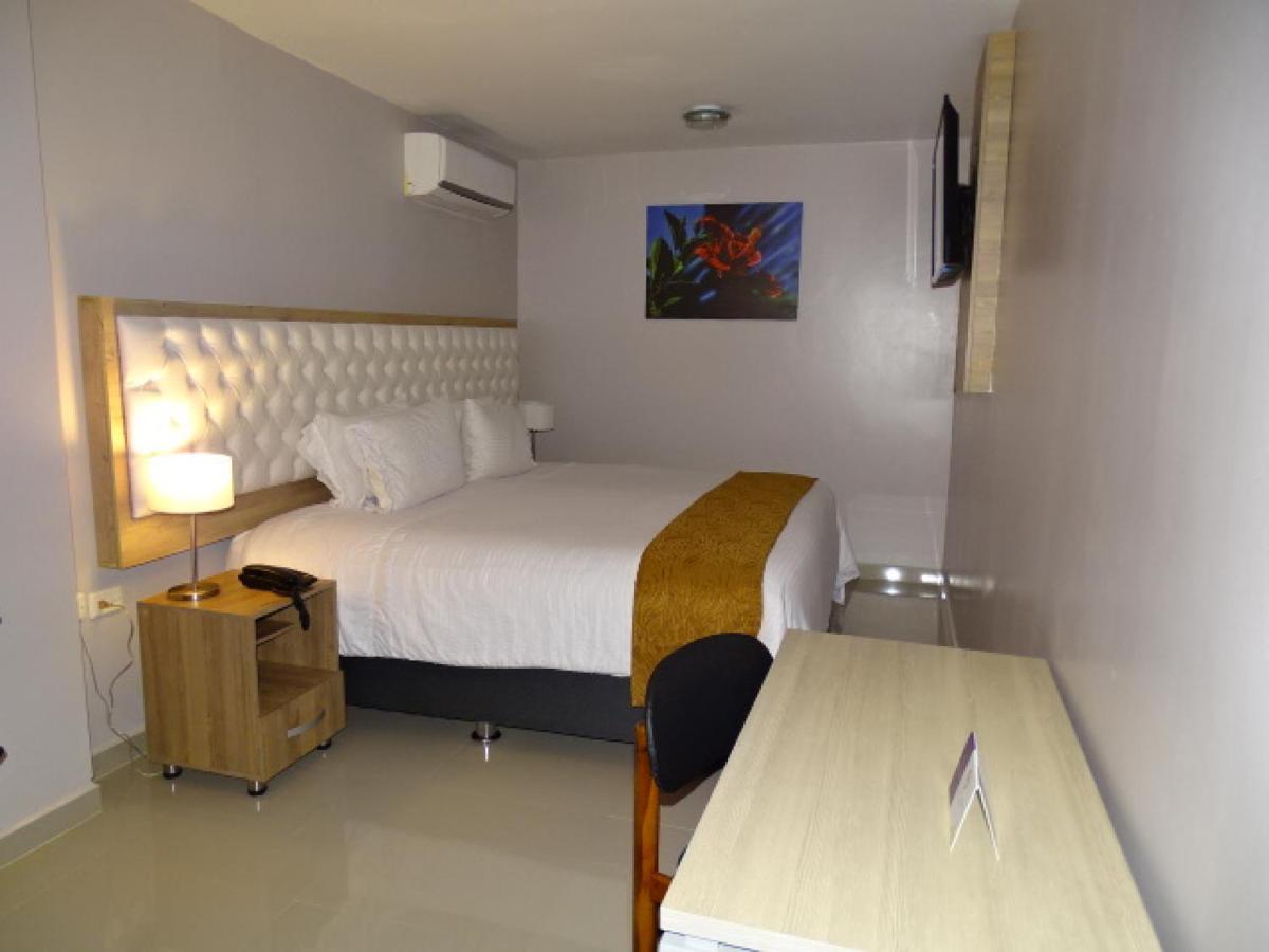 Hotel Prado Real Barranquilla  Buitenkant foto