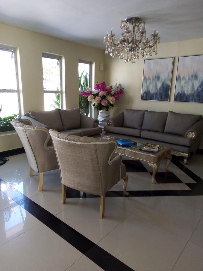 Hotel Prado Real Barranquilla  Buitenkant foto